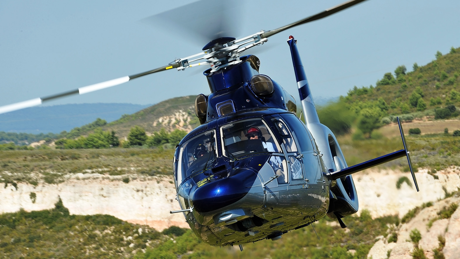 EUROCOPTER AS365 DAUPHİN
