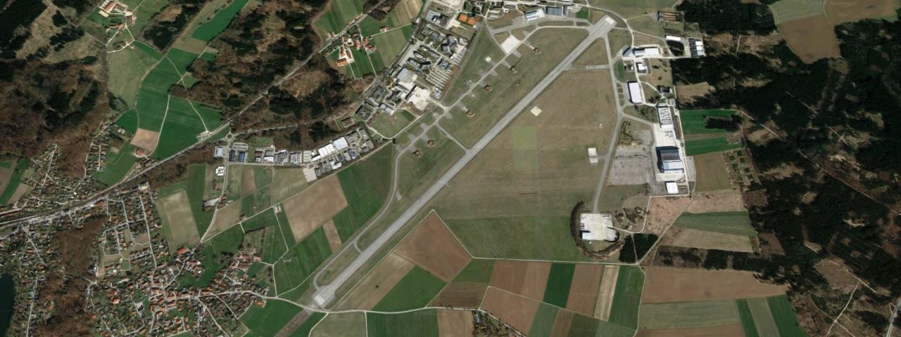 class=responsive-img-banner__desktop