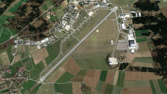 class=responsive-img-banner__desktop